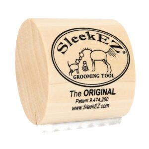 SleekEZ Cat Brush for Shedding R...